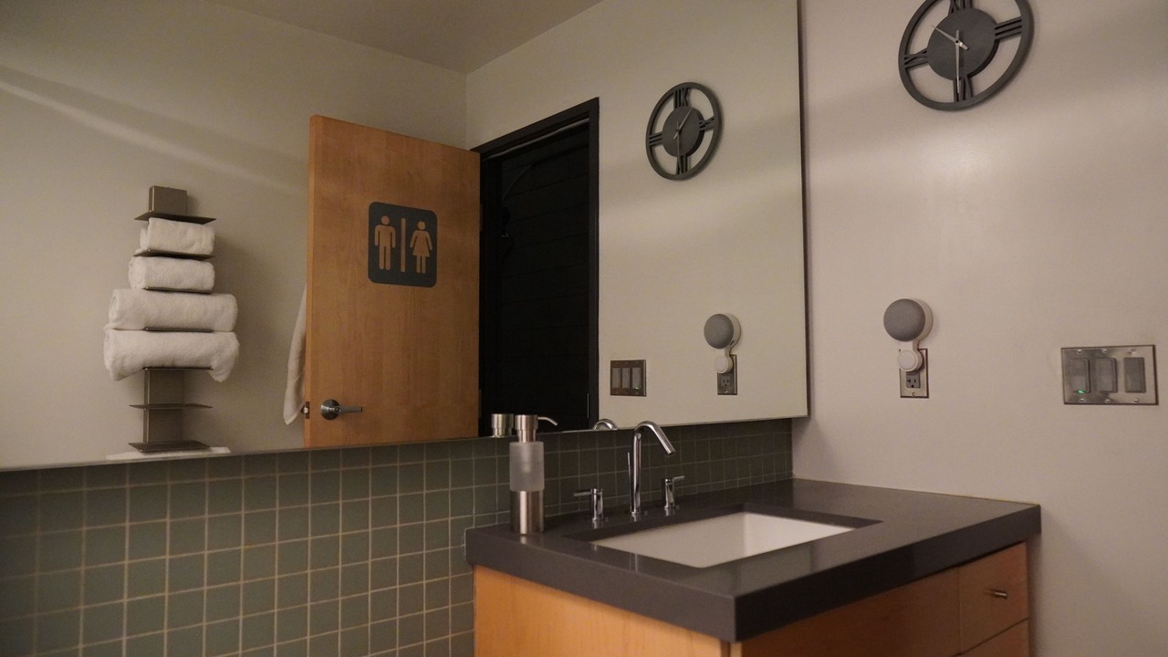 Photo of Bathroom in Garfield