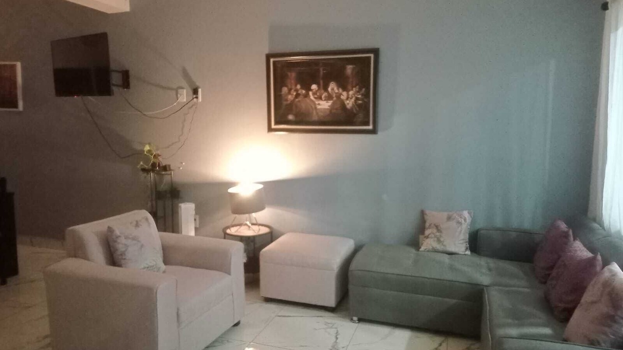 Photo of Livingroom in La Salle 2