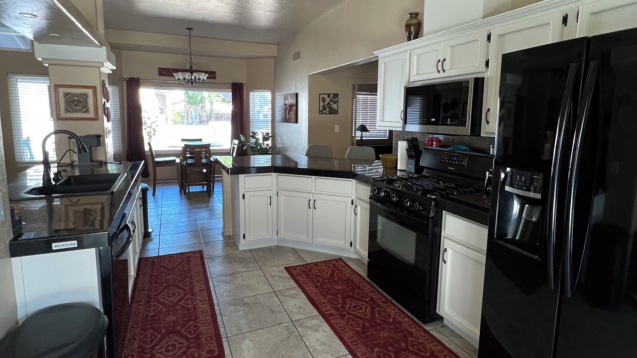 Photo of Kitchen in Fortuna Foothills