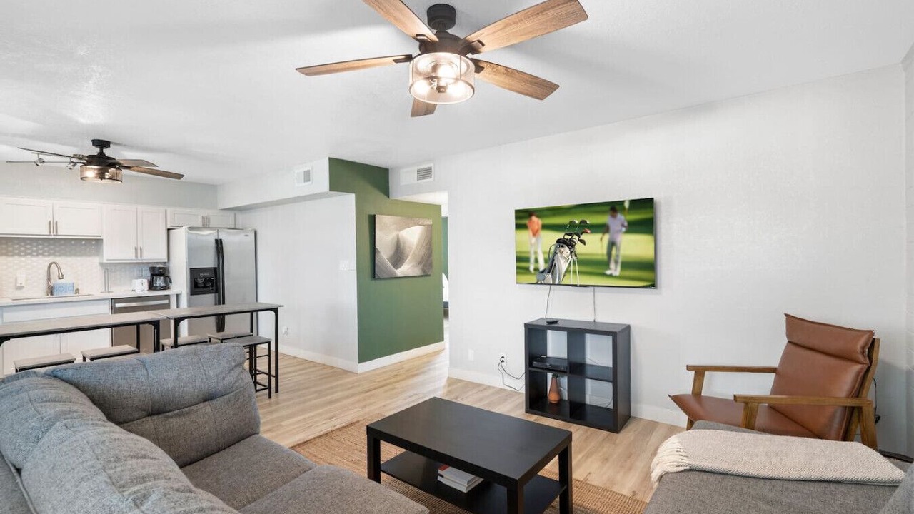 Photo of Livingroom in South Scottsdale