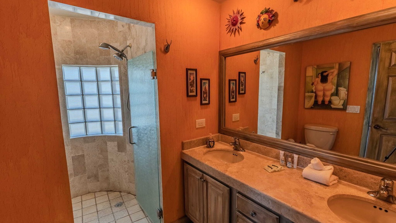 Photo of Bathroom in Centro