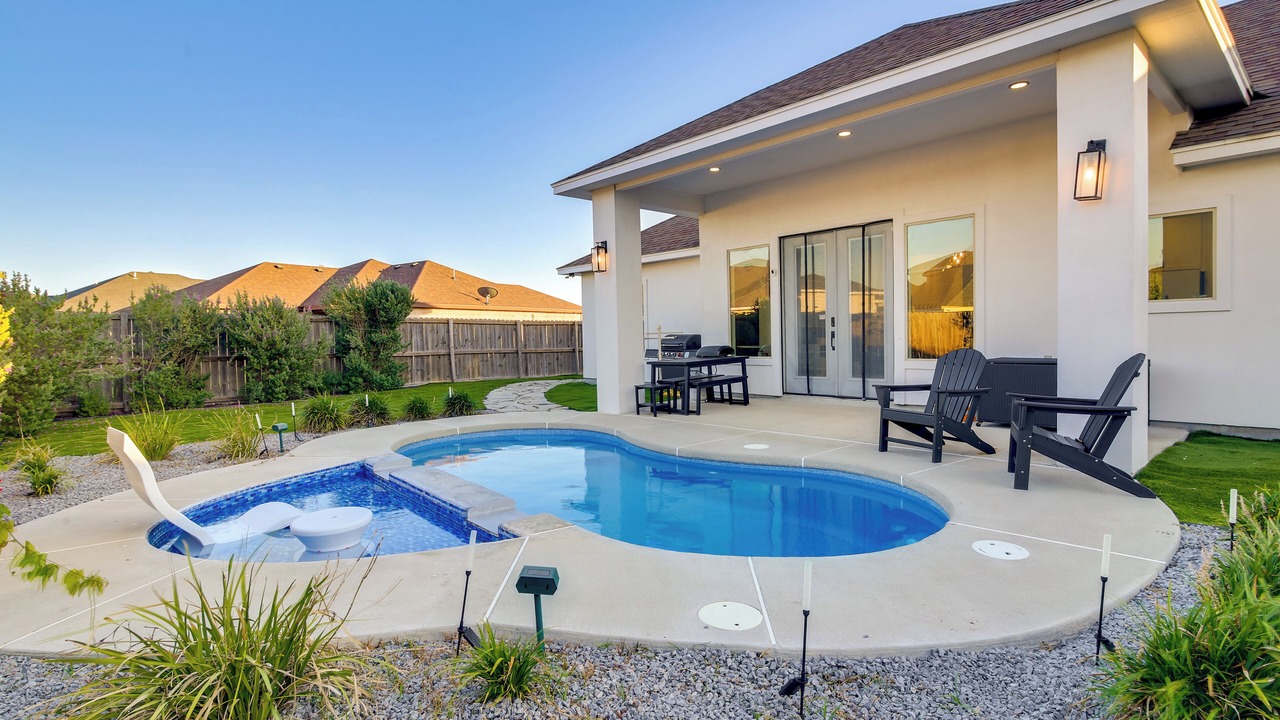 Photo of Outdoor in Brownsville