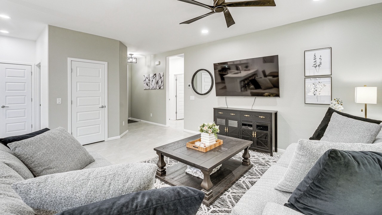 Photo of Livingroom in North Gateway