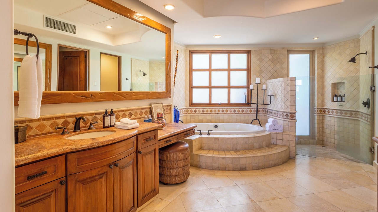 Photo of Bathroom in Cabo Bello