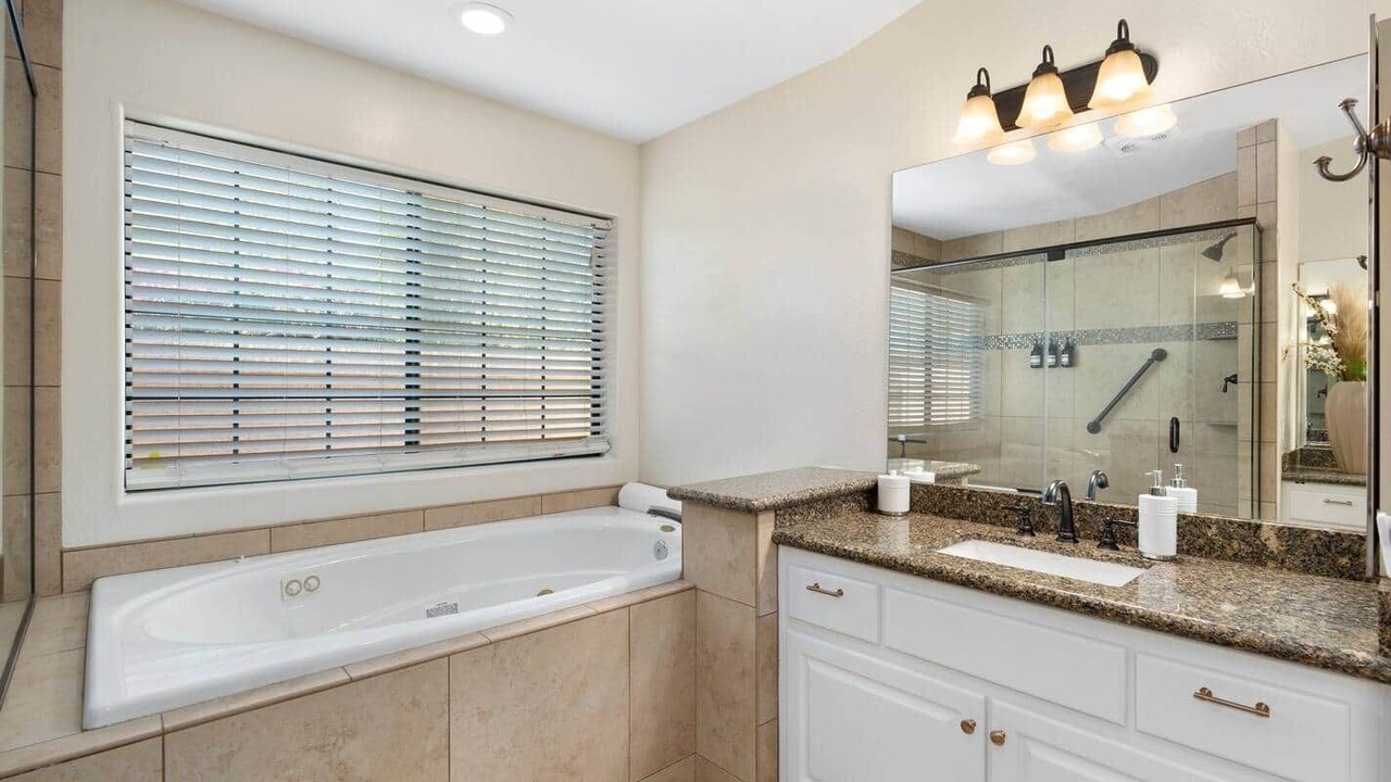 Photo of Bathroom in Glendale
