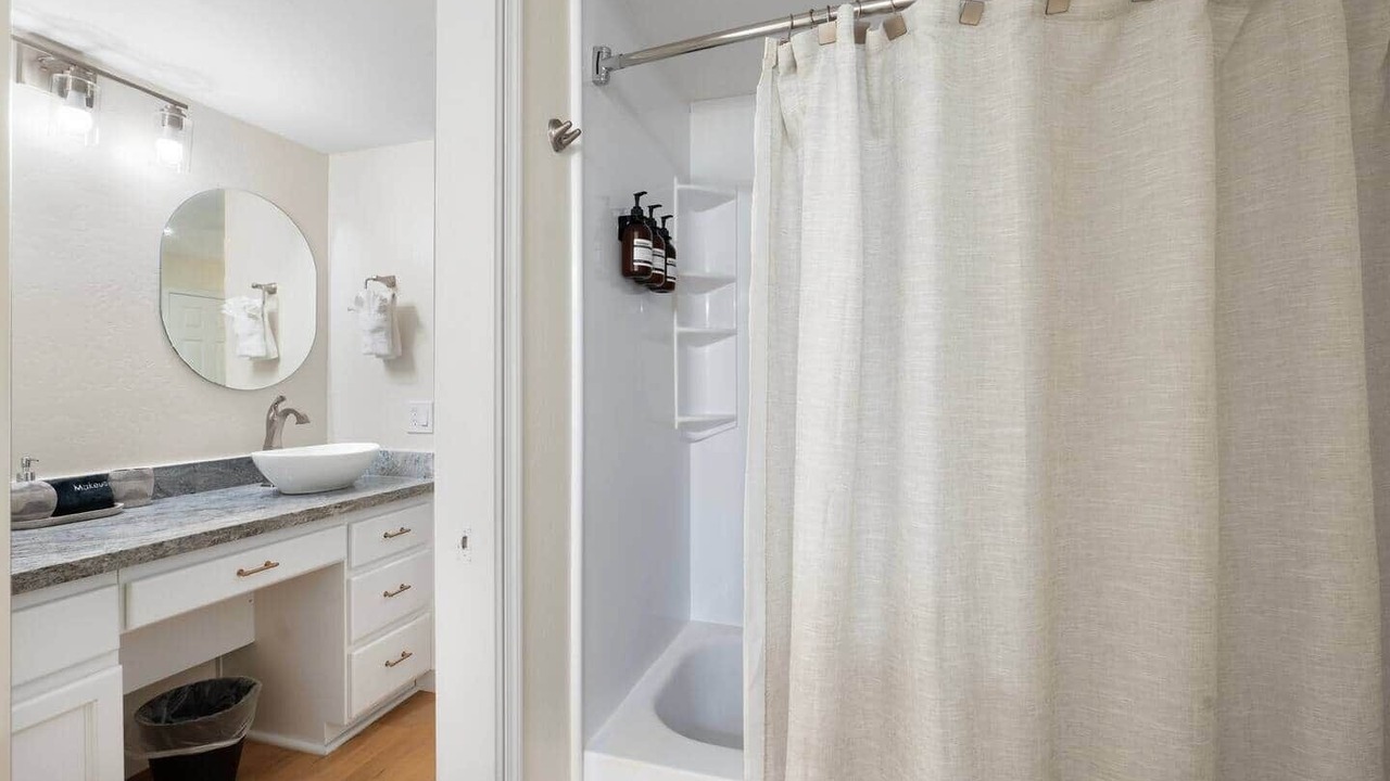 Photo of Bathroom in Glendale