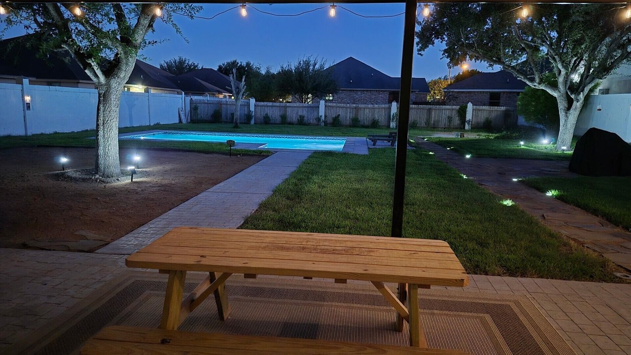 Photo of Outdoor in Edinburg