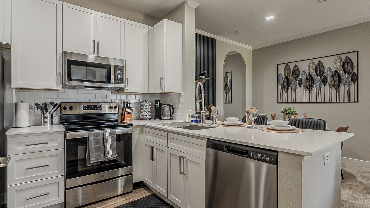 Photo of Kitchen in McDowell Mountain Apartments