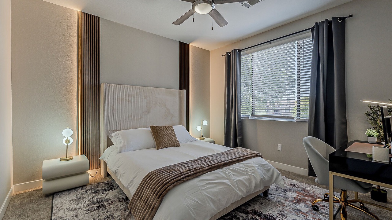 Photo of Bedroom in McDowell Mountain Apartments