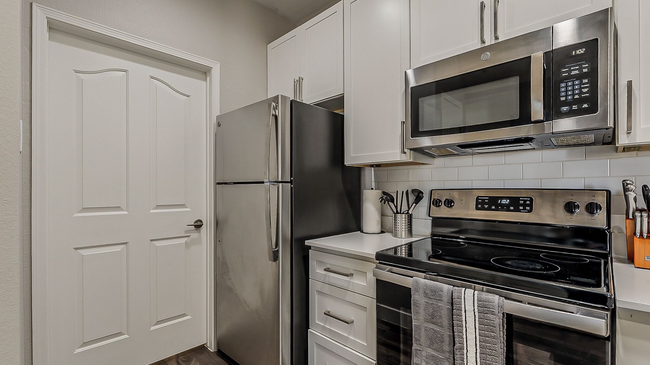 Photo of Kitchen in McDowell Mountain Apartments