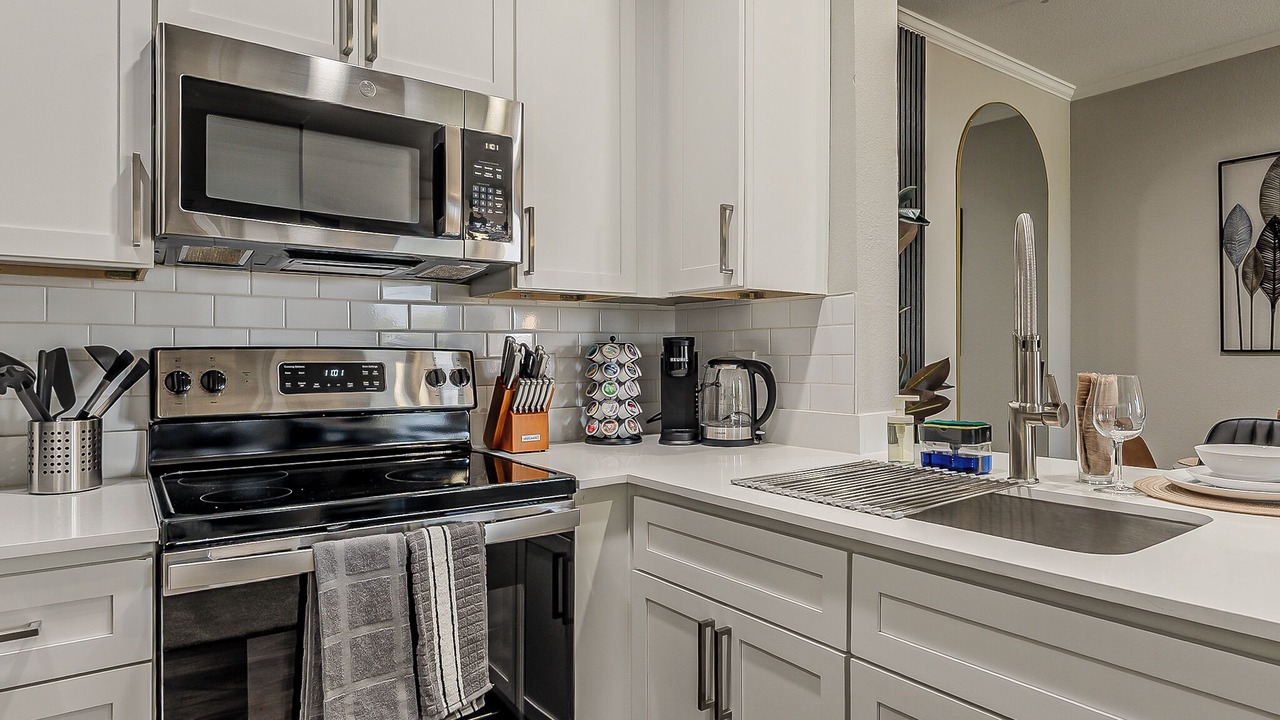 Photo of Kitchen in McDowell Mountain Apartments