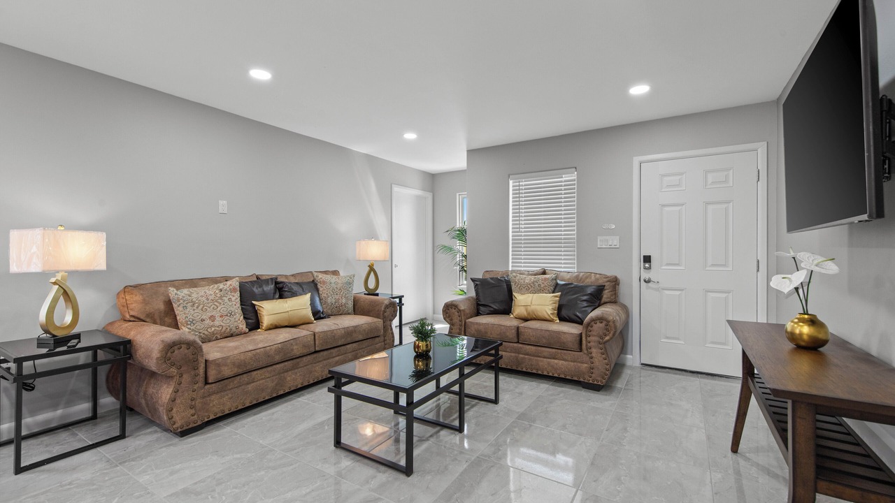 Photo of Livingroom in Brownsville