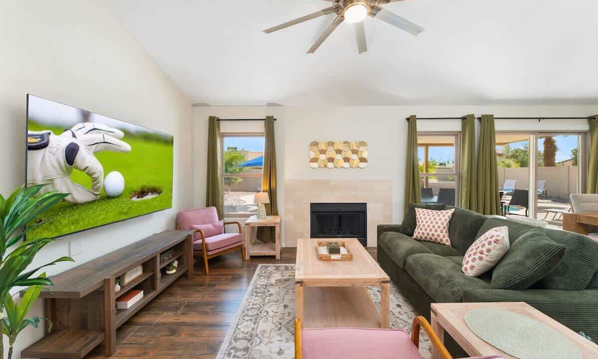 Photo of Livingroom in Glendale