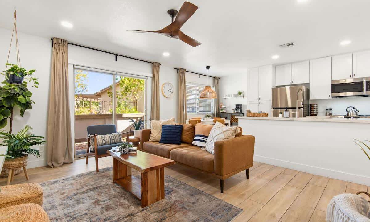Photo of Livingroom in Sunset
