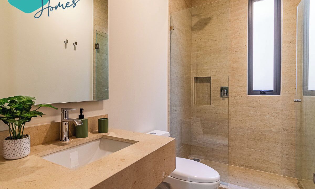 Photo of Bathroom in El Marques