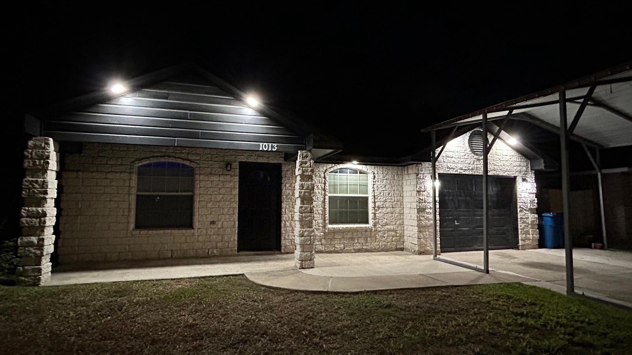 Photo of Outdoor in Brownsville