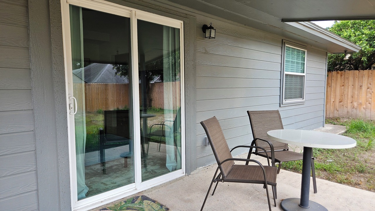 Photo of Outdoor in Palmhurst