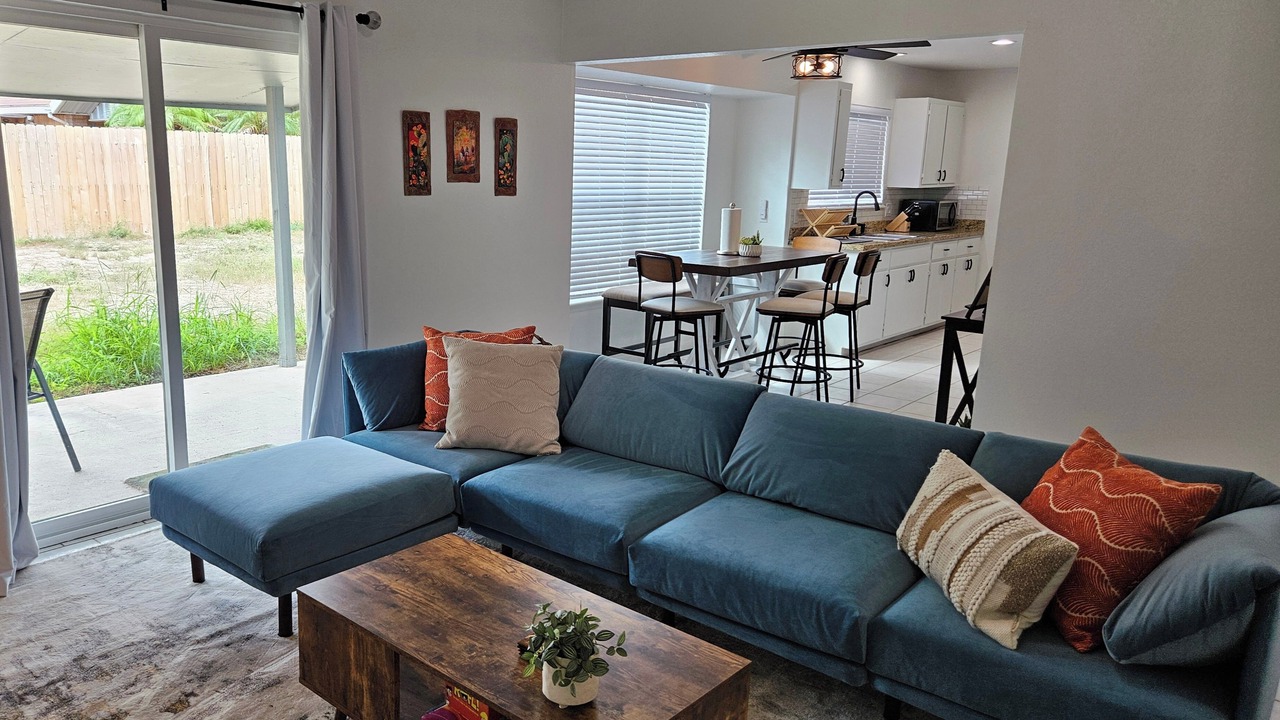 Photo of Livingroom in Palmhurst
