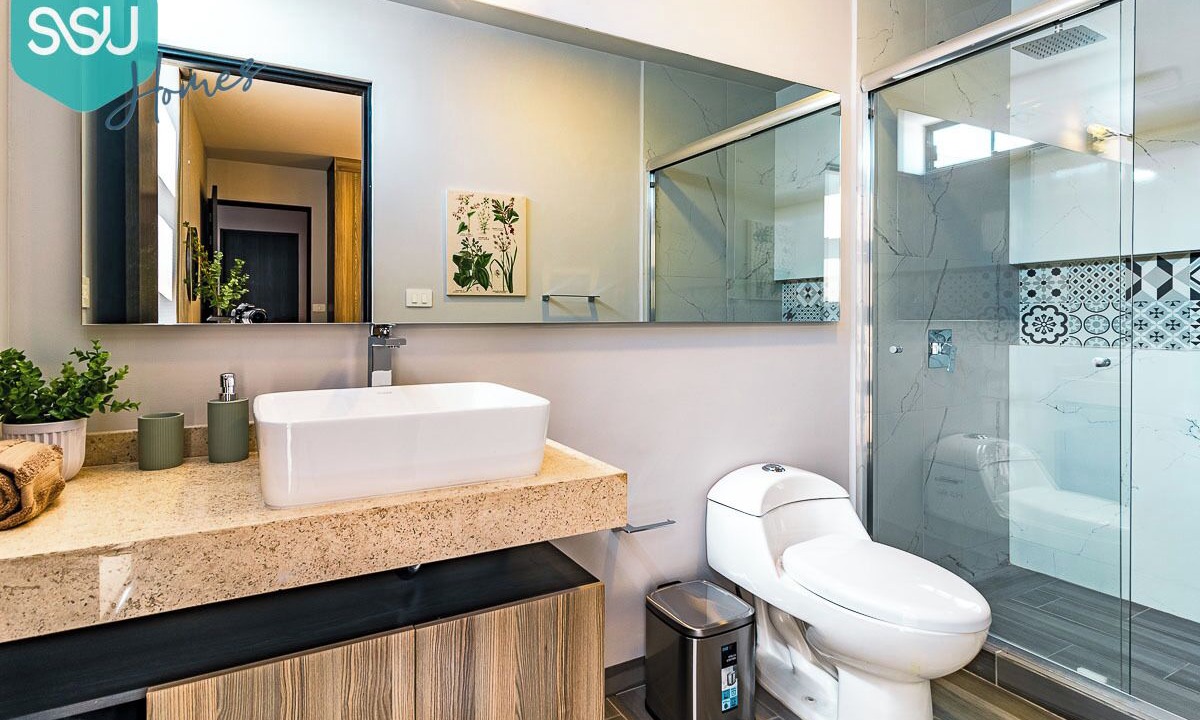 Photo of Bathroom in El Marques
