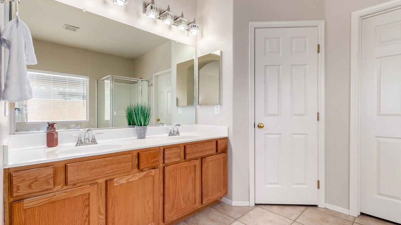 Photo of Bathroom in Rovey Farm Estates