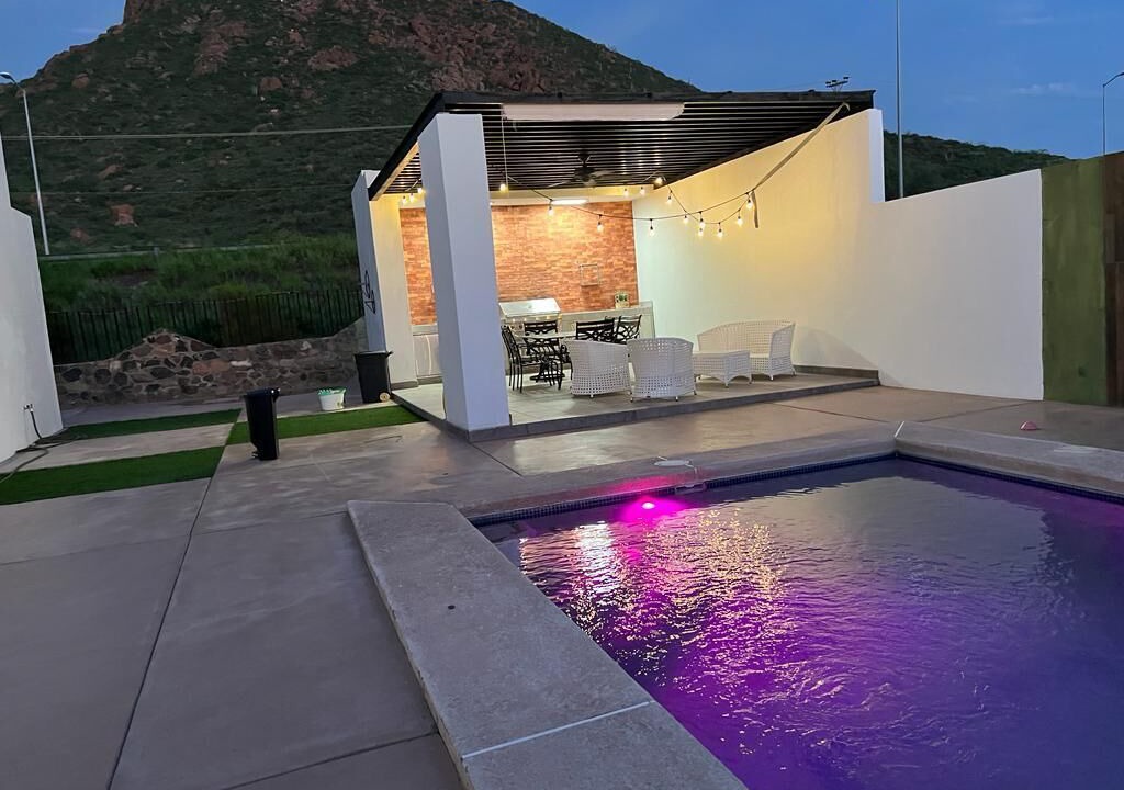 Photo of Outdoor in San Carlos