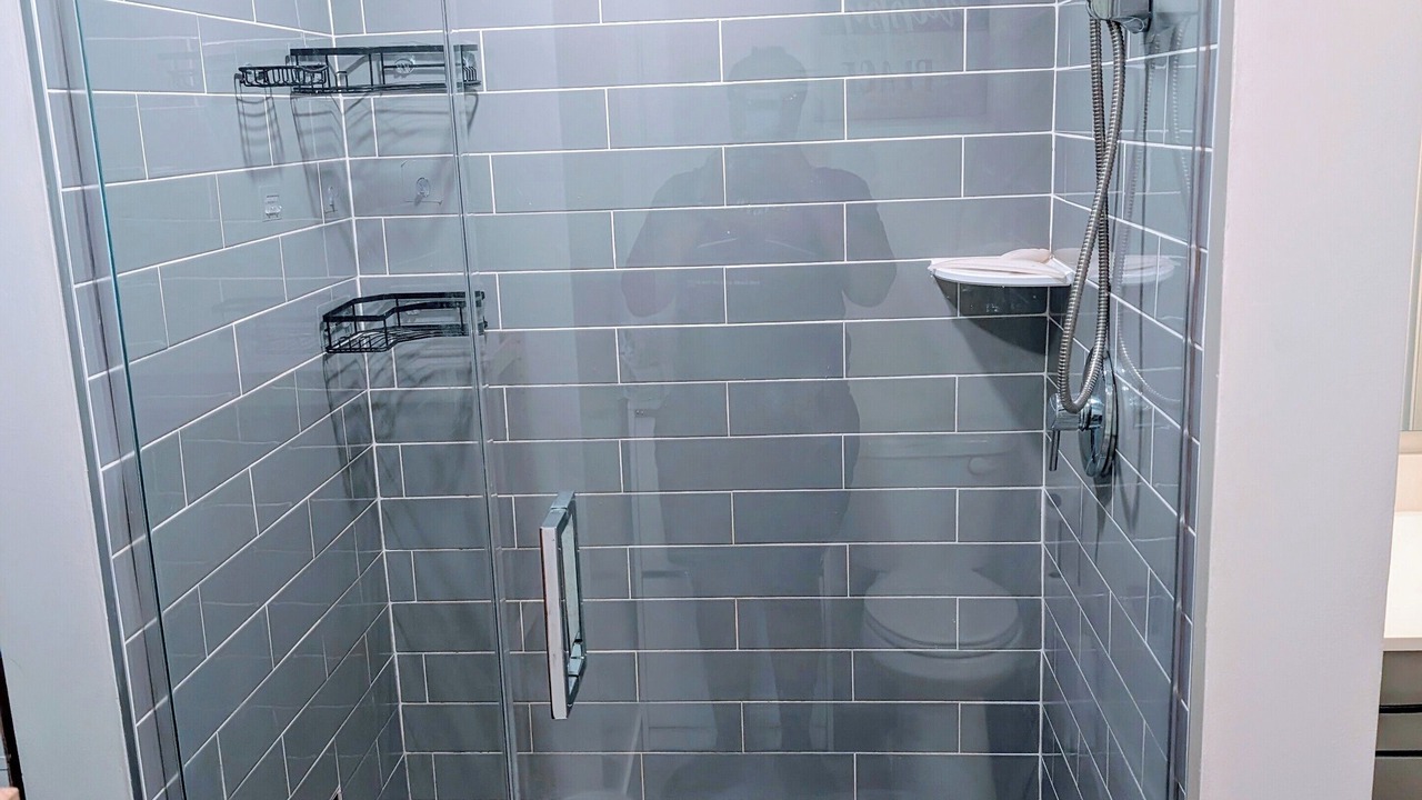 Photo of Bathroom in Garfield
