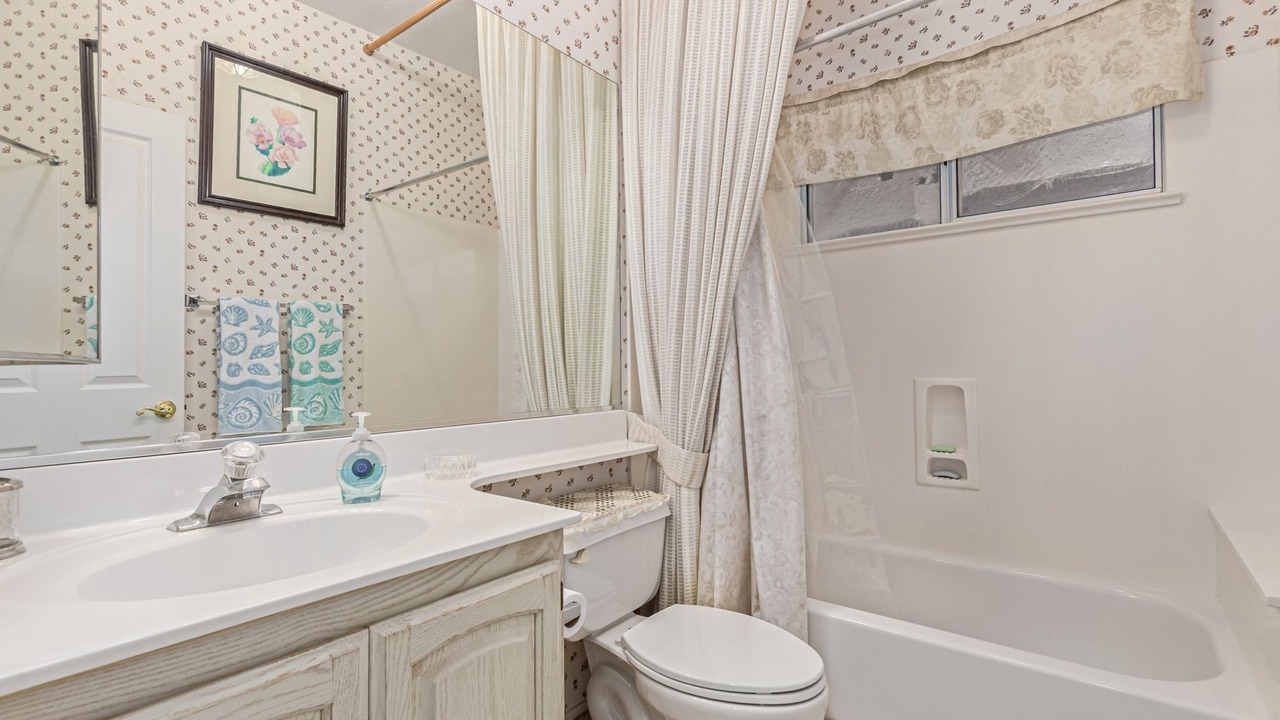 Photo of Bathroom in Foothills
