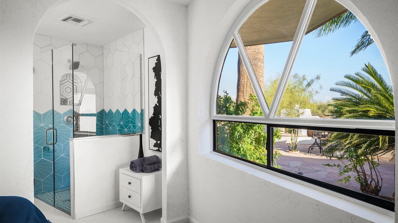 Photo of Bathroom in Pinnacle Peak