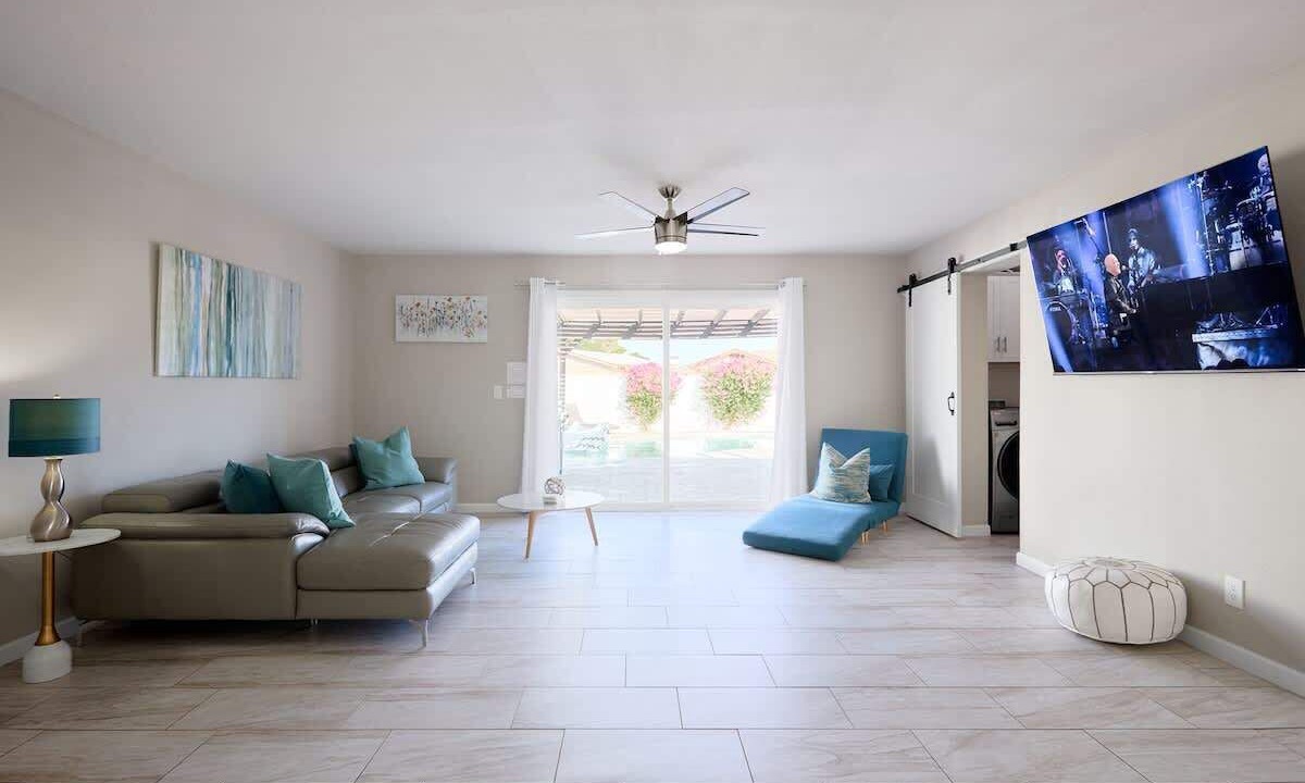 Photo of Bedroom in New Papago Parkway