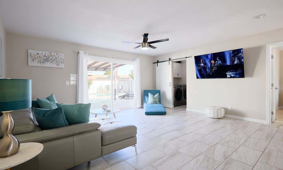 Photo of Bedroom in New Papago Parkway