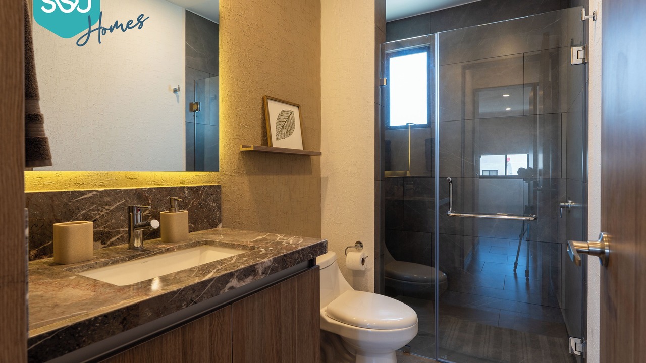 Photo of Bathroom in El Marques