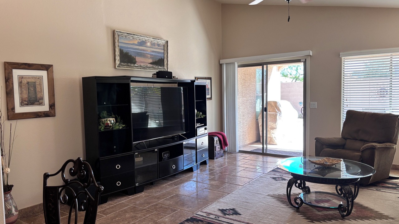 Photo of Livingroom in Maricopa