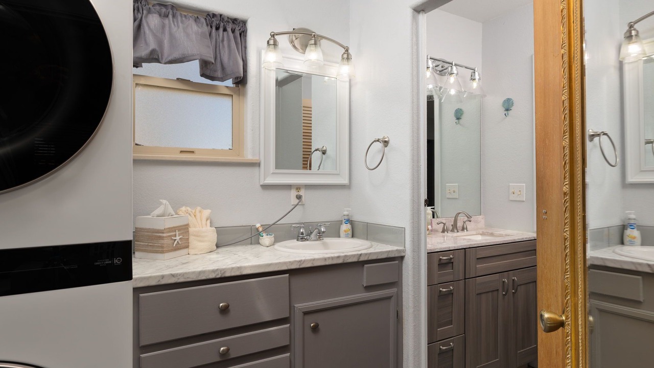 Photo of Bathroom in Port Isabel