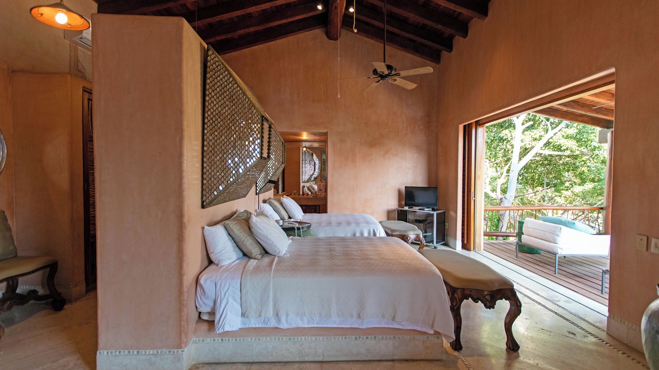 Photo of Bedroom in Zihuatanejo