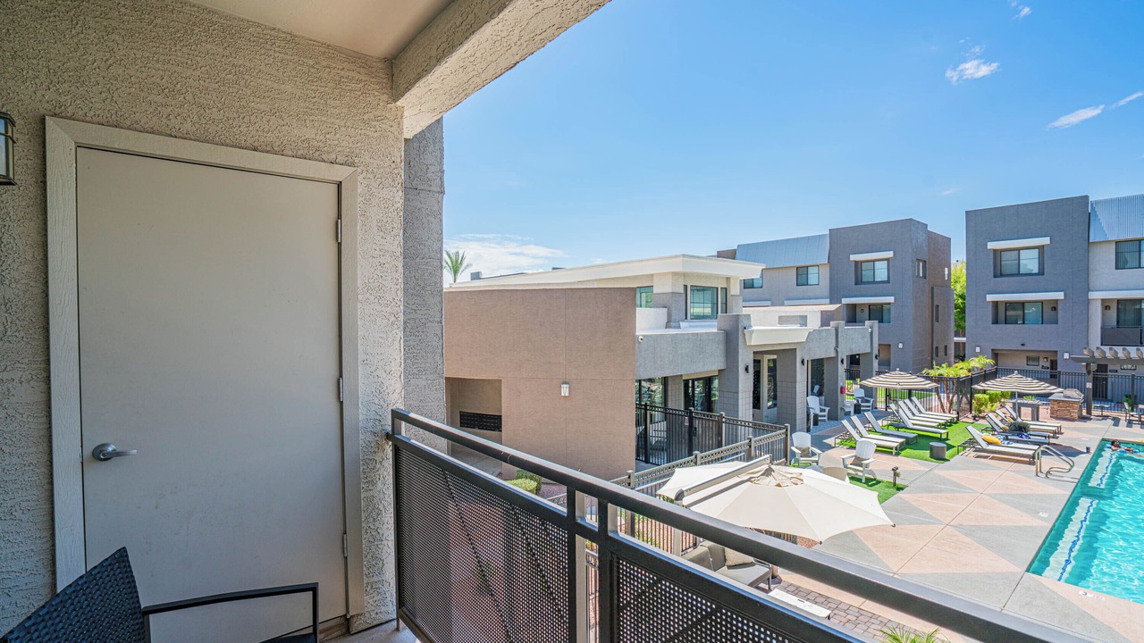 Photo of Patio Balcony in Glendale Sports and Entertainment District