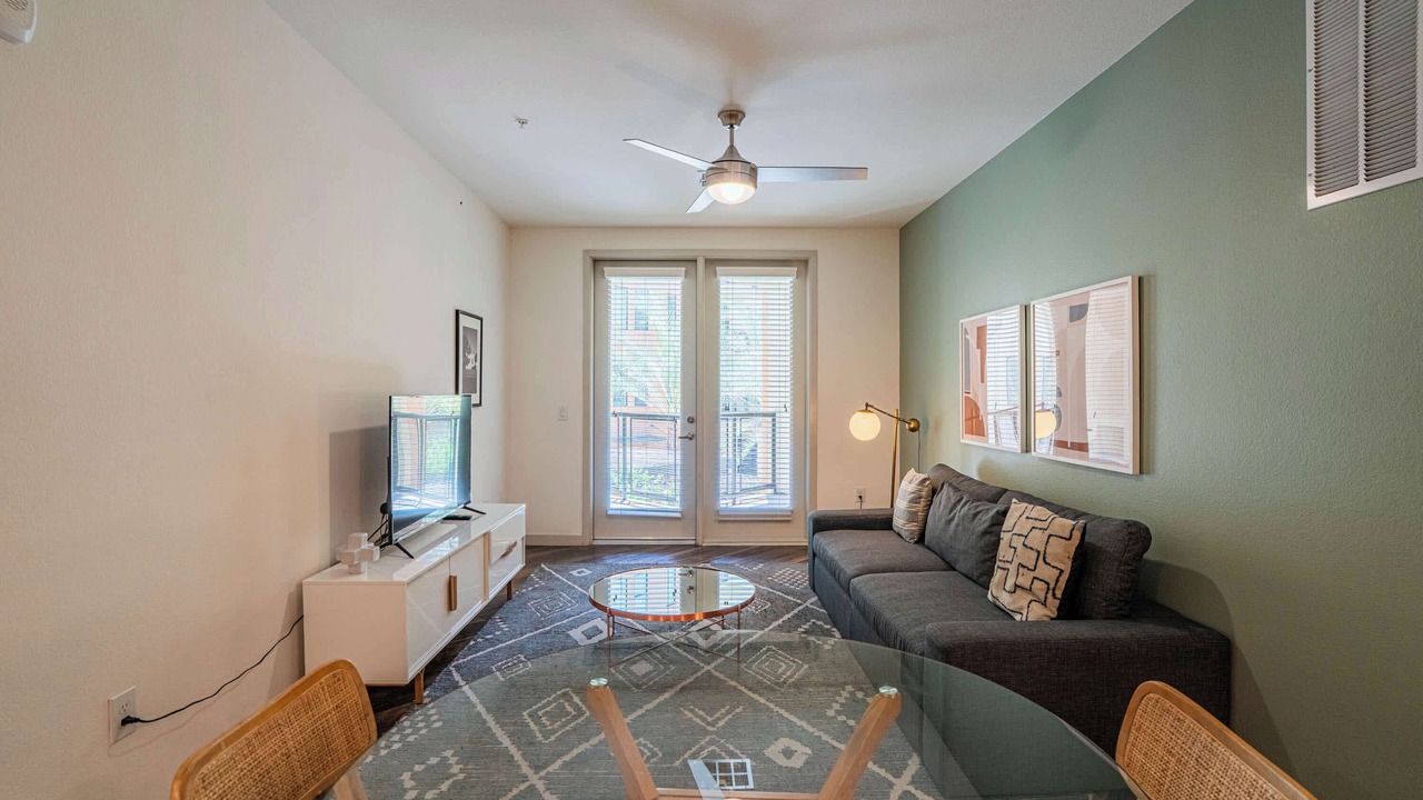 Photo of Livingroom in Downtown Phoenix