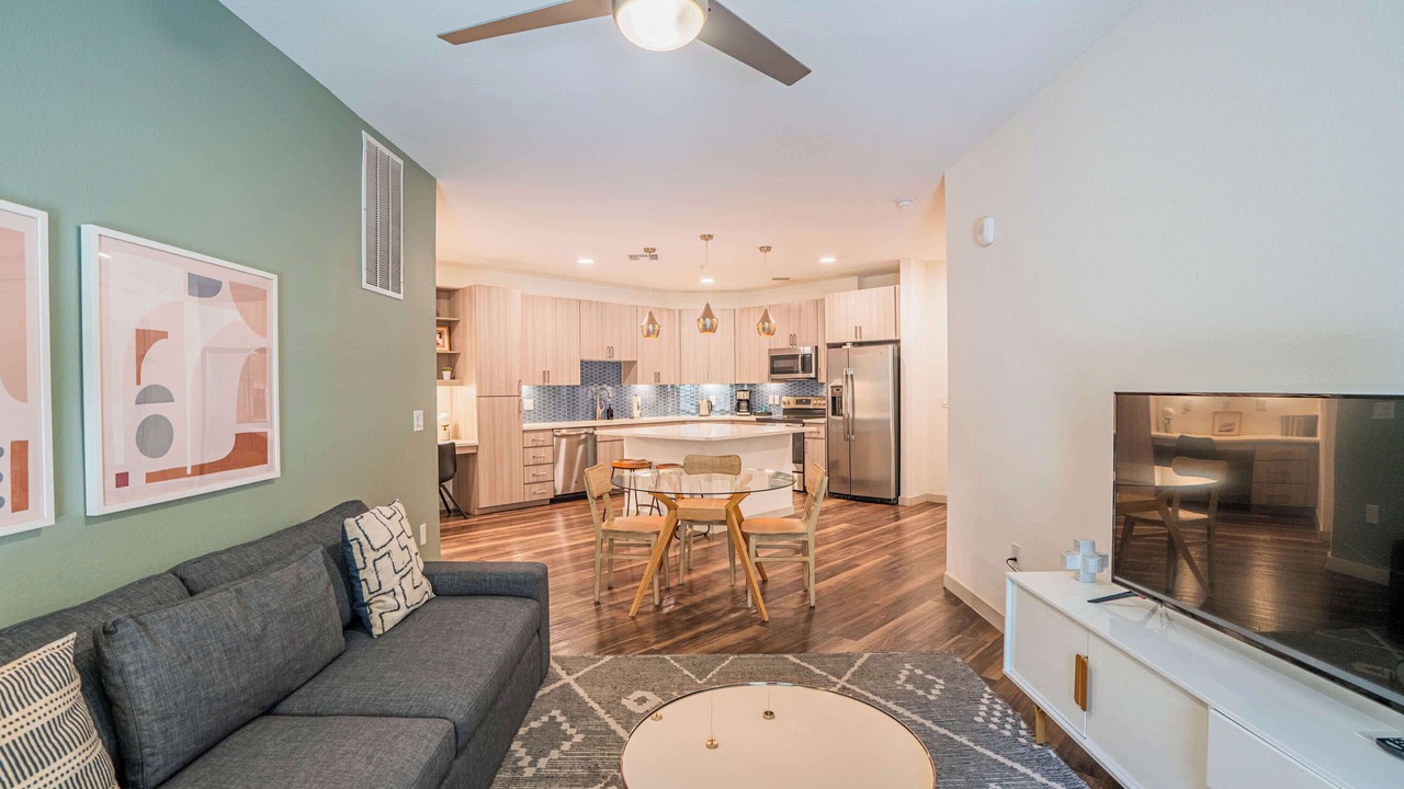 Photo of Livingroom in Downtown Phoenix