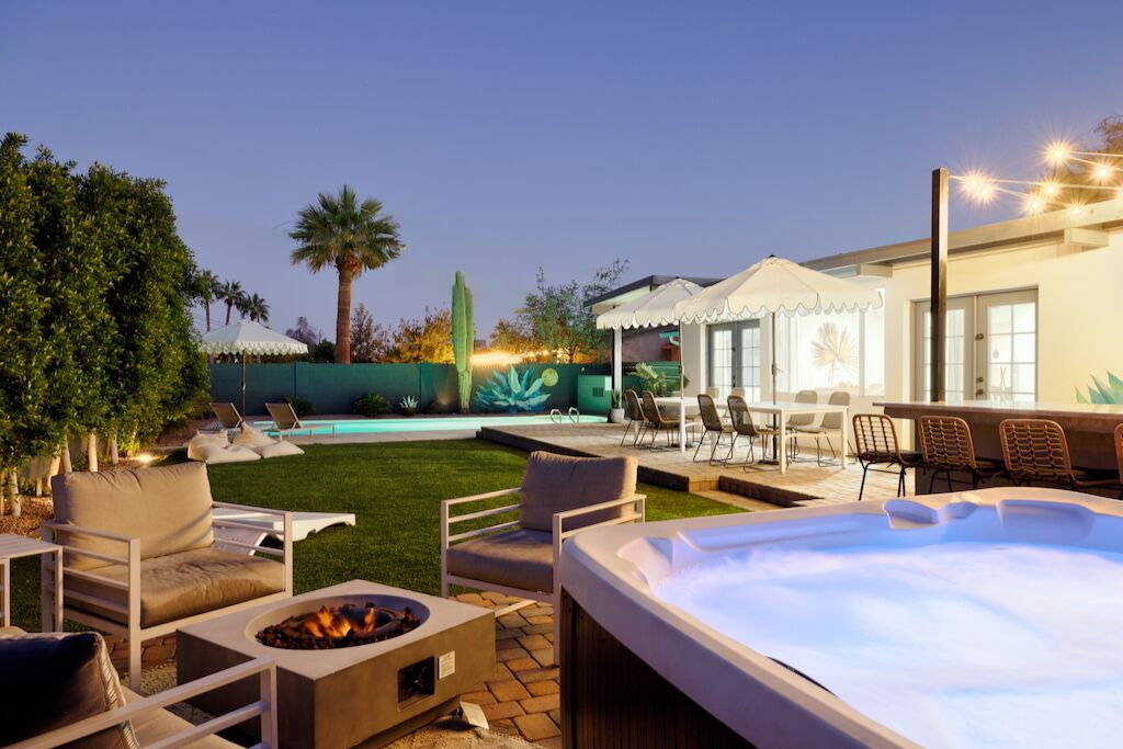Photo of Outdoor in Paradise Valley Village
