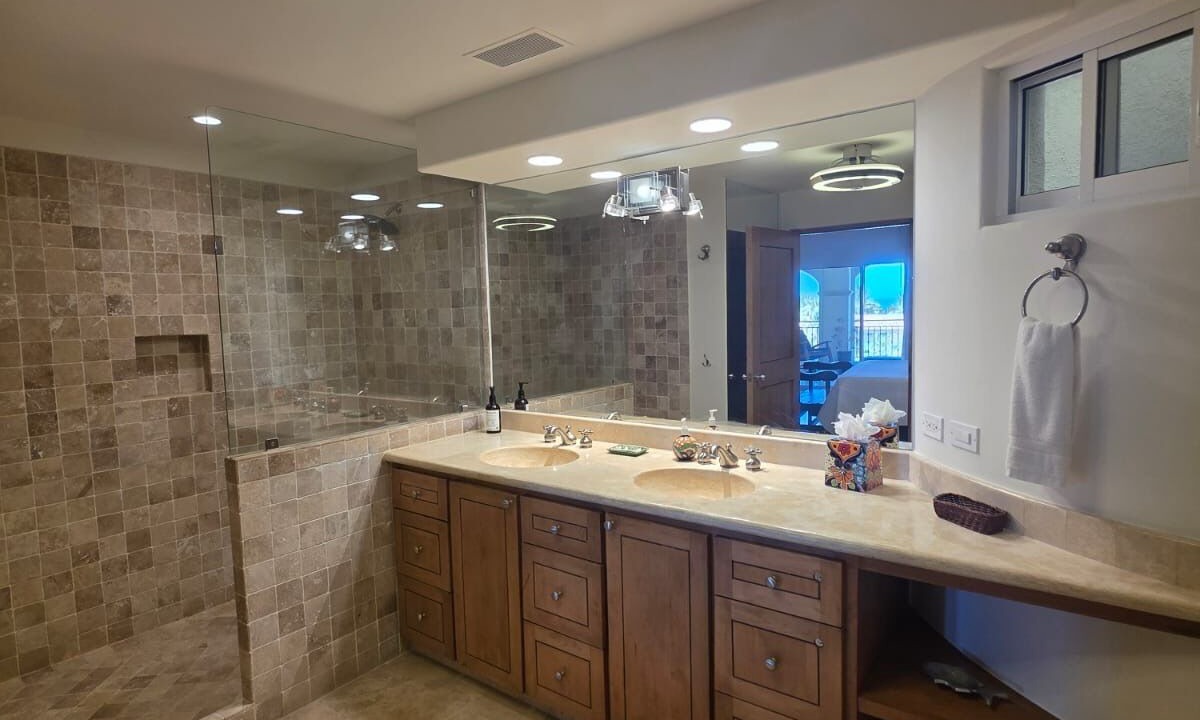 Photo of Bathroom in Zona Hotelera