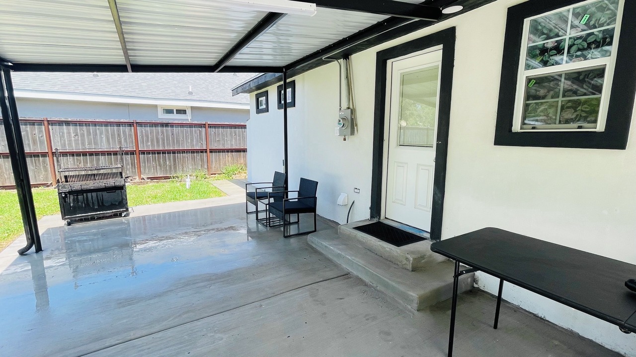 Photo of Patio Balcony in Edinburg