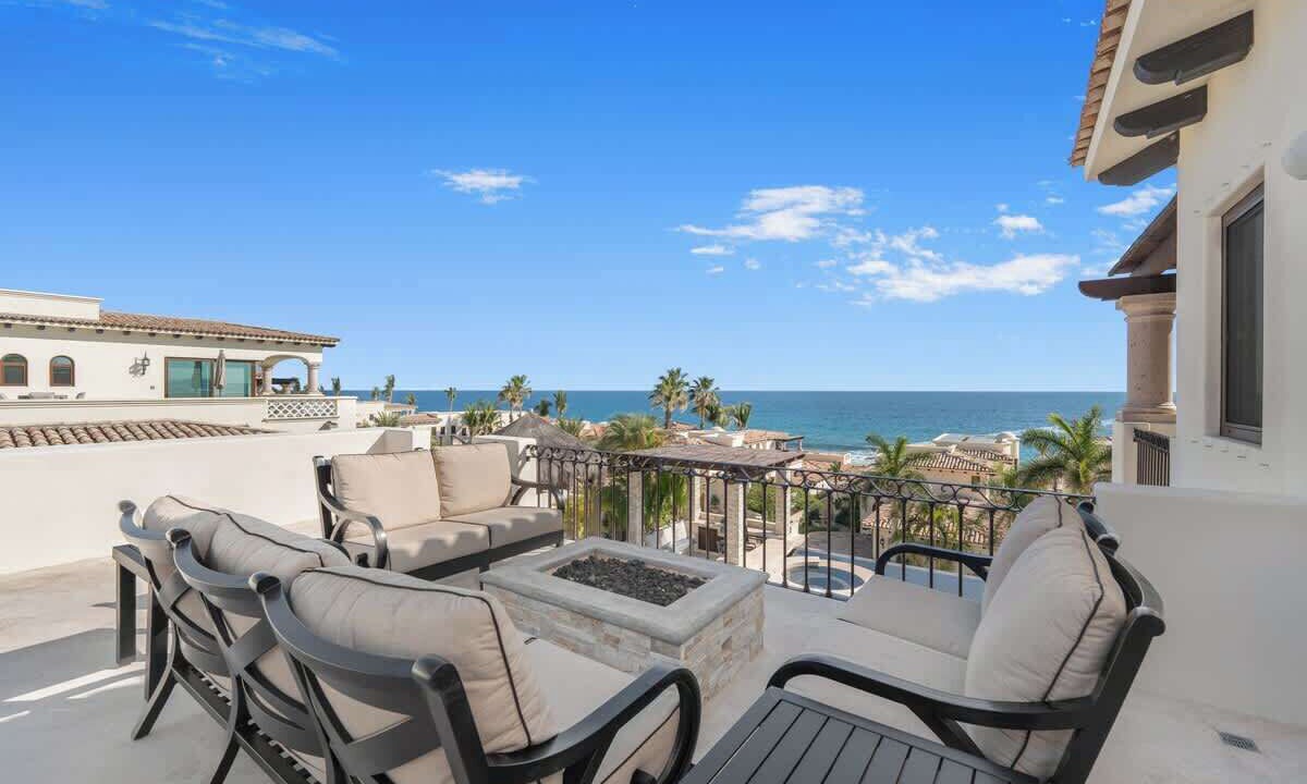 Photo of Patio Balcony in Buzzards