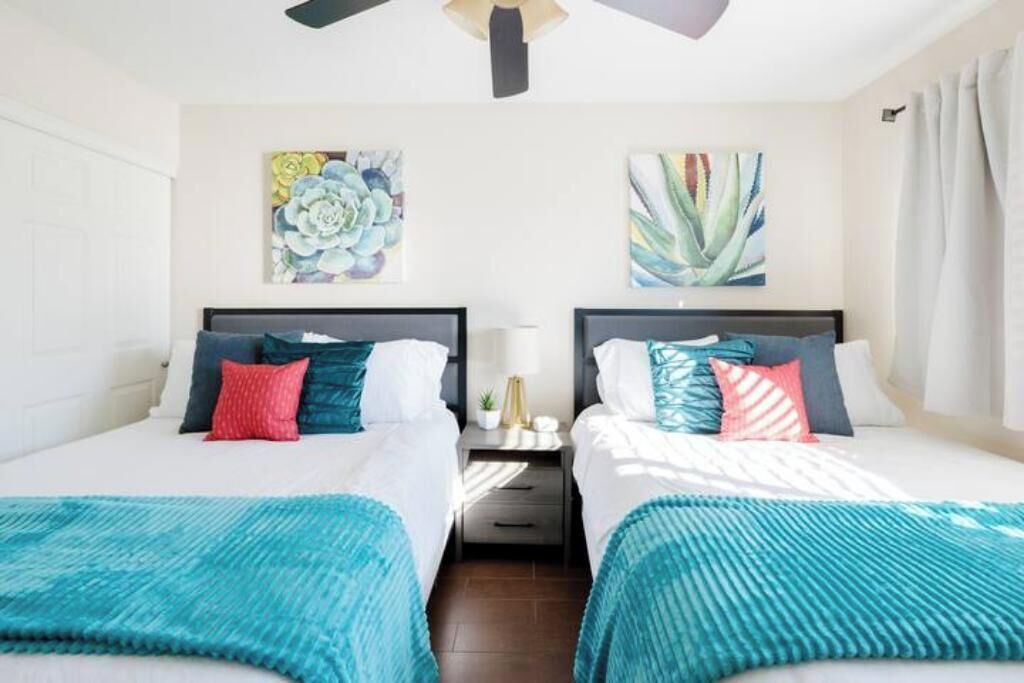 Photo of Bedroom in Papago Parkway