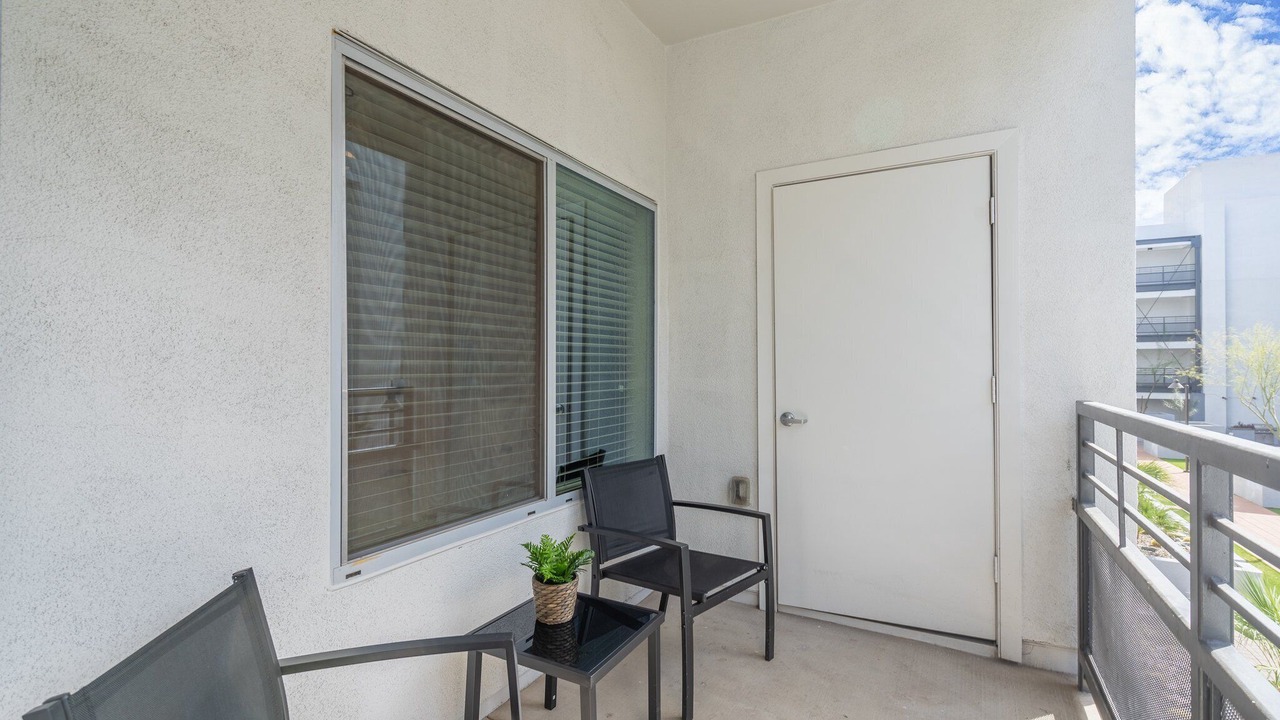 Photo of Patio Balcony in Riverside