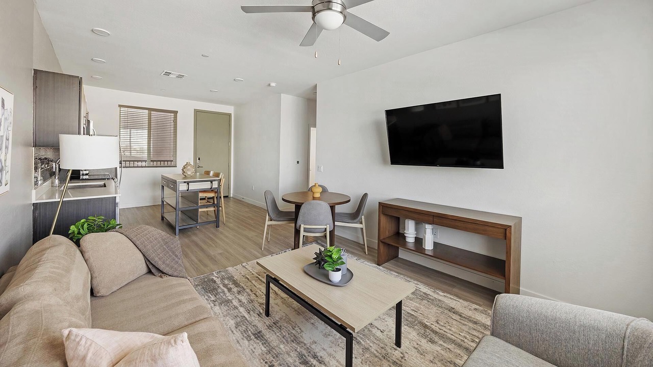 Photo of Livingroom in Maryvale Village
