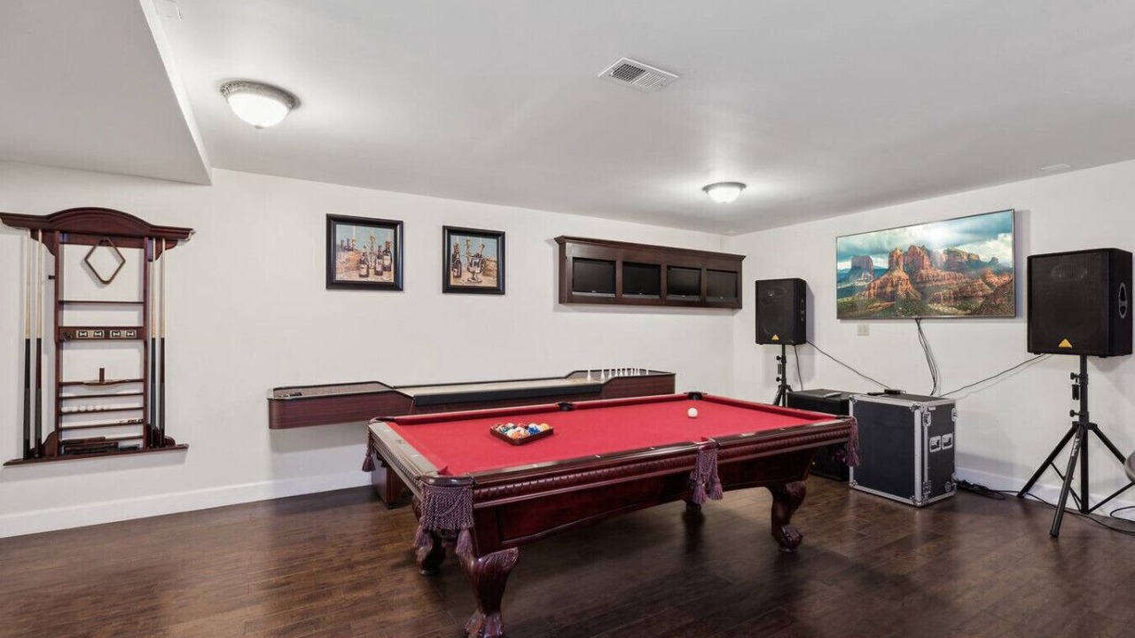 Photo of Bedroom in Moon Mountain Vistas