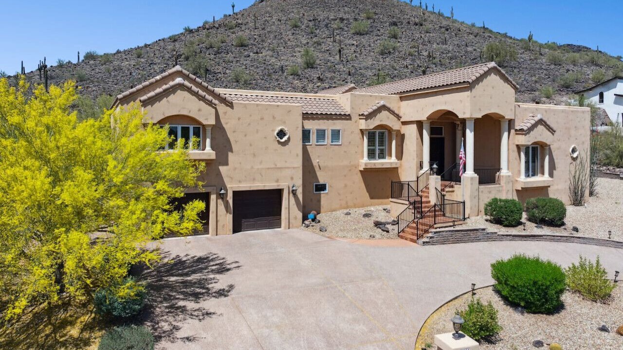 Photo of Outdoor in Moon Mountain Vistas