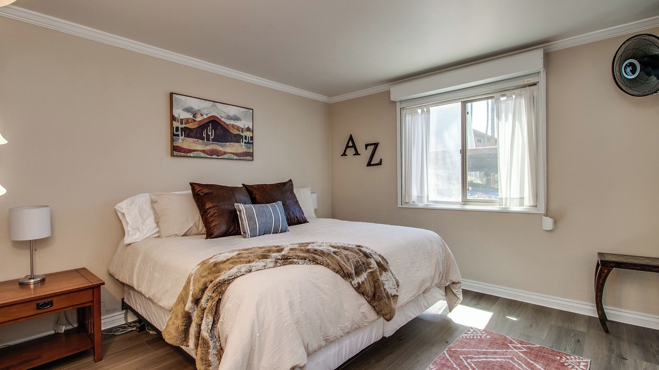 Photo of Bedroom in Entertainment District