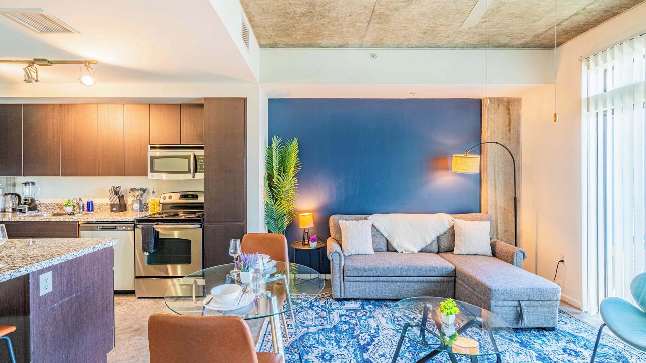 Photo of Livingroom in Evans Churchill
