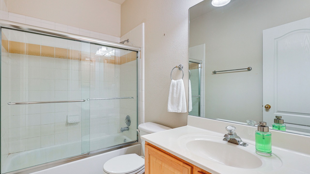 Photo of Bathroom in Palmhurst