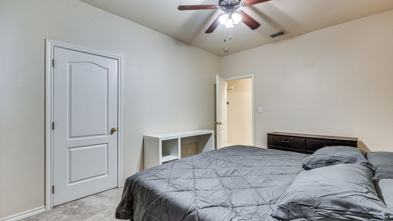 Photo of Bedroom in Palmhurst